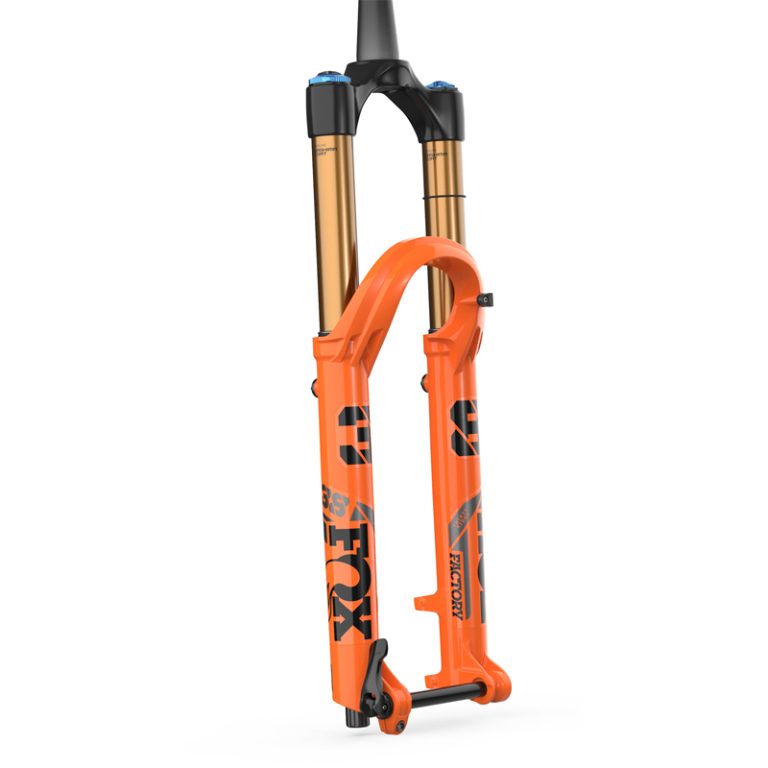 La horquilla FOX 38 Ebike Factory Grip2 Orange, con sus 170 mm de recorrido ha sido diseñada para Ebikes y disfrutar al máximo en las rutas de Enduro más exigentes