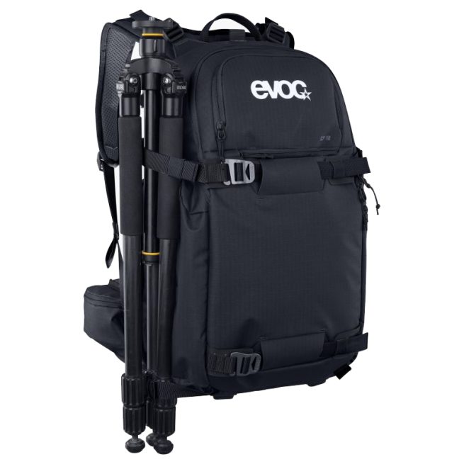 Mochila Evoc Photo Backpack CP 18 para proteger equipos fotográficos mientras se realiza deporte, como mtb, esquí, snowboard, trekking