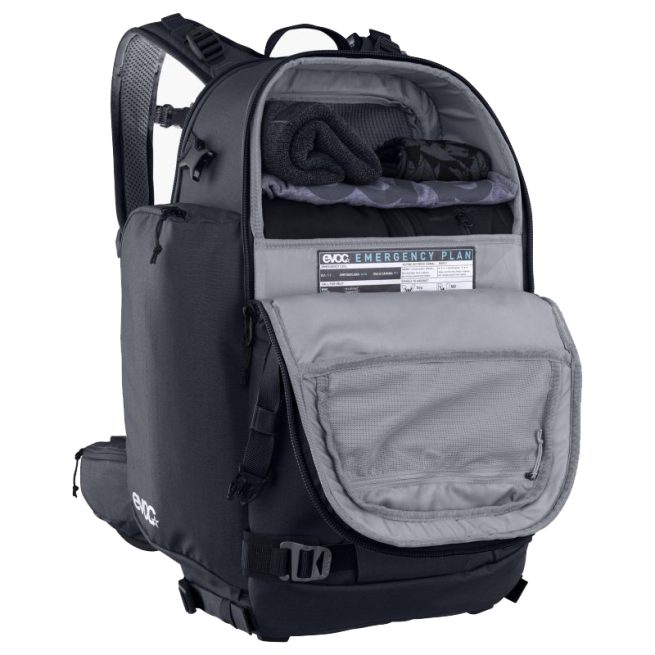 La Mochila Evoc Photo Backpack CP 26 es una elección ideal para deportistas que buscan mantener a salvo su equipo fotográfico.