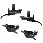 Frenos Shimano XT BL-M8200 BR-M8220 para MTB de 4 pistones, conjunto delantero y trasero con manetas hidráulicas y pinzas Deore XT de alta potencia. Sistema de freno Shimano ideal para enduro, trail agresivo y descenso, con gran modulación, control y rendimiento.