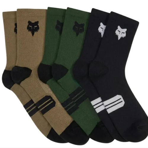 Pack de Calcetines Fox Ranger 6" , tres pares de calcetines en negro, verde y arena para mtb