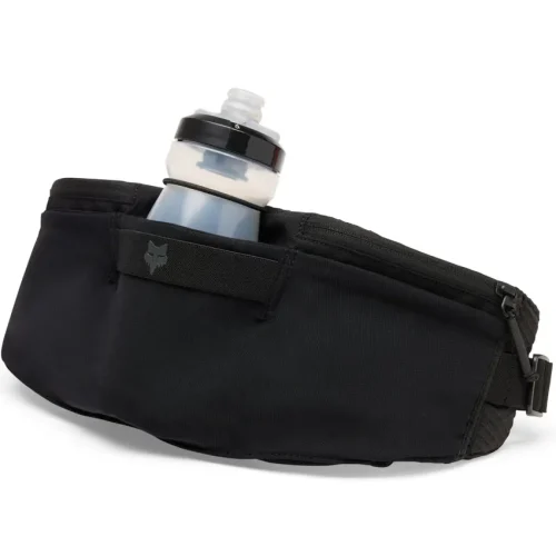 detalle de la Riñonera Fox Summit con un bidon de hidratacion